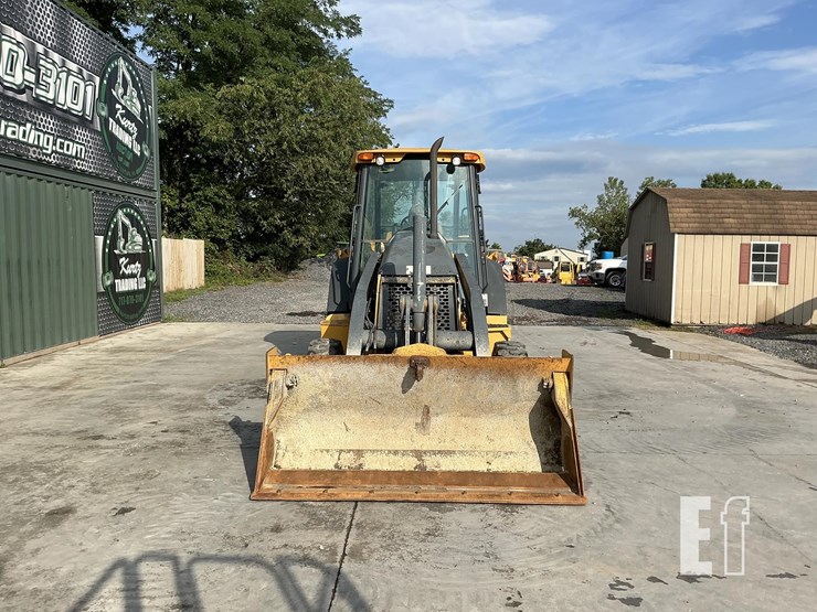 2010-deere-310j-image-7