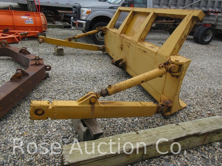 komatsu-d65-image-3
