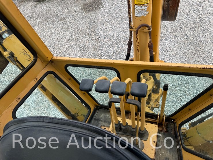 ford-f555b-backhoe-loader-enclosed-cab-(richmond,-va)-image-18