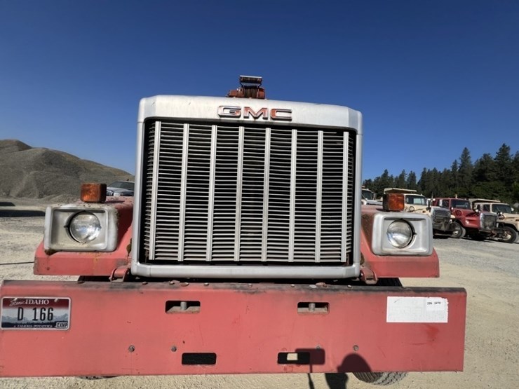 1979-gmc-general-image-8