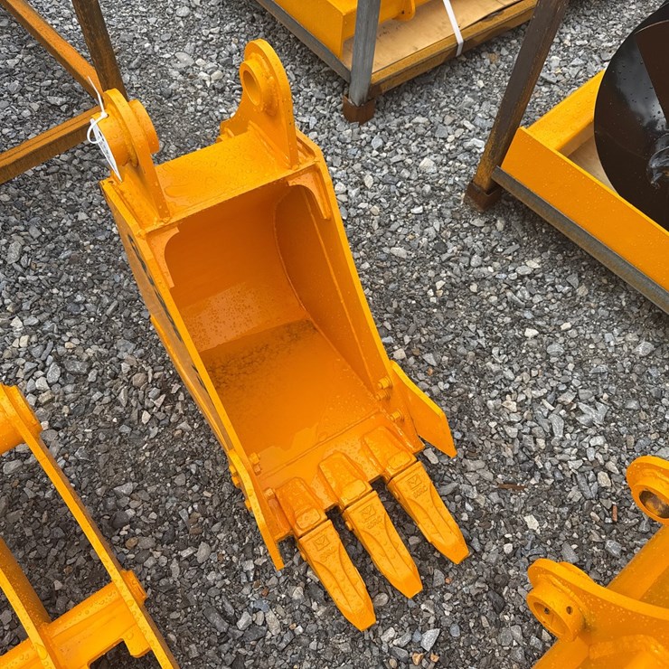 CATERPILLAR 305
