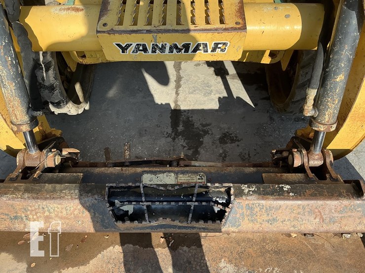 2014-yanmar-t175-image-12