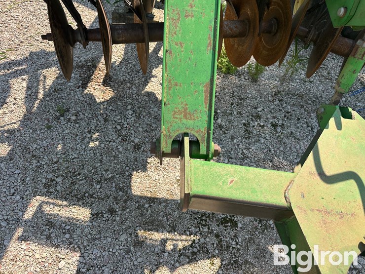 john-deere-630-image-15