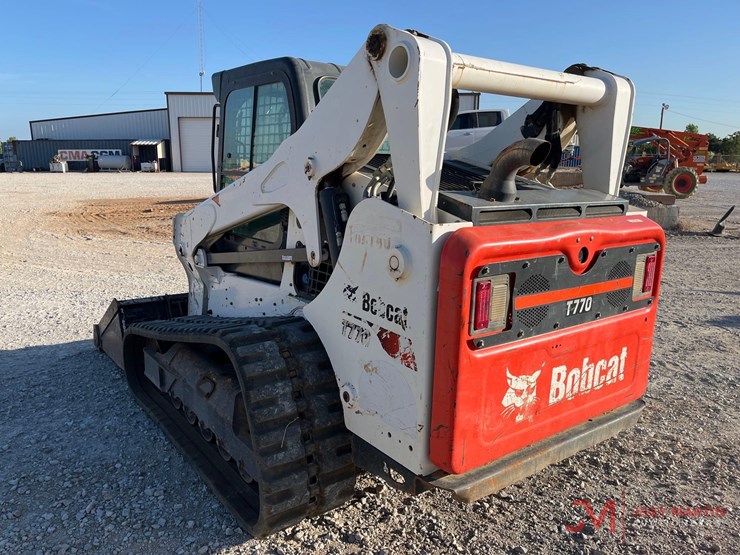 2019-bobcat-t770-image-3