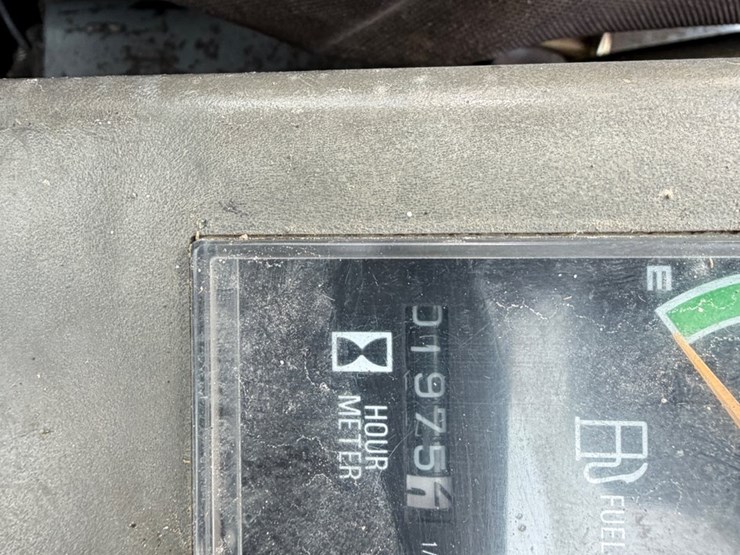 2007-takeuchi-tb135-image-27