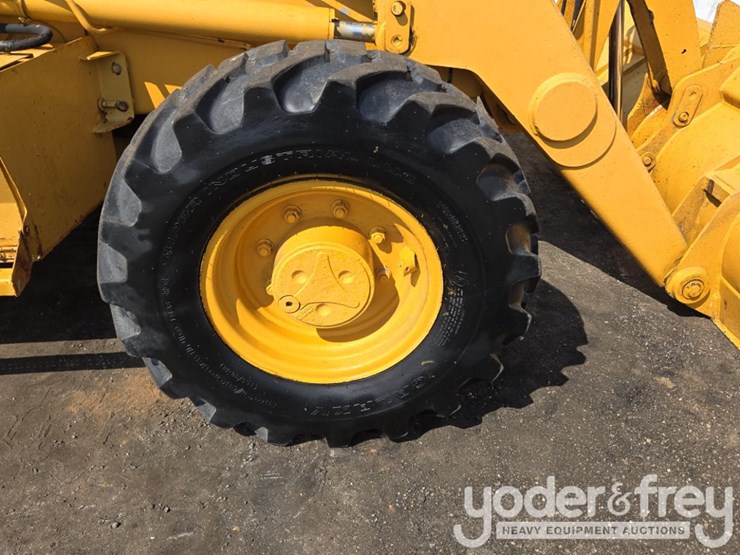 caterpillar-416c-image-12
