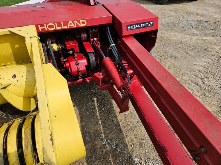 2018-new-holland-790-image-17