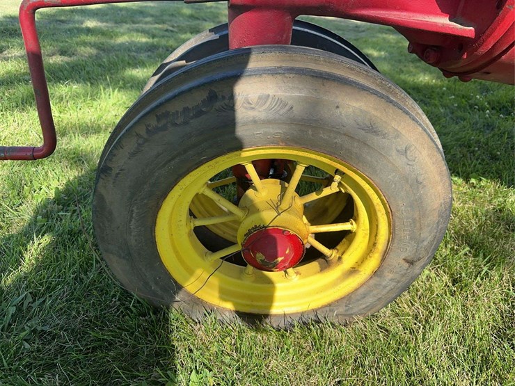 massey-harris-challenger-image-36