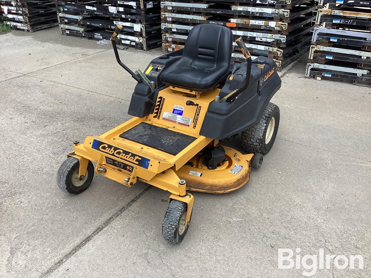 cub-cadet-rzt42-image-1