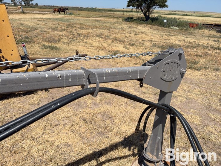 douglas-welding-&-machine-feed-bunk-sweeper-skid-steer-attachment-image-14