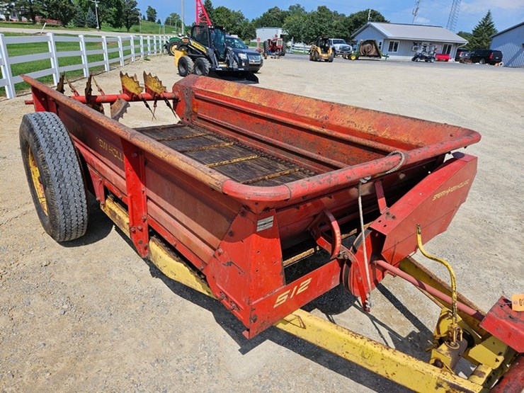 new-holland-512-image-13