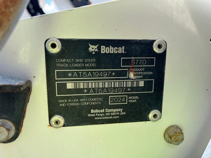2024-bobcat-s770-image-17