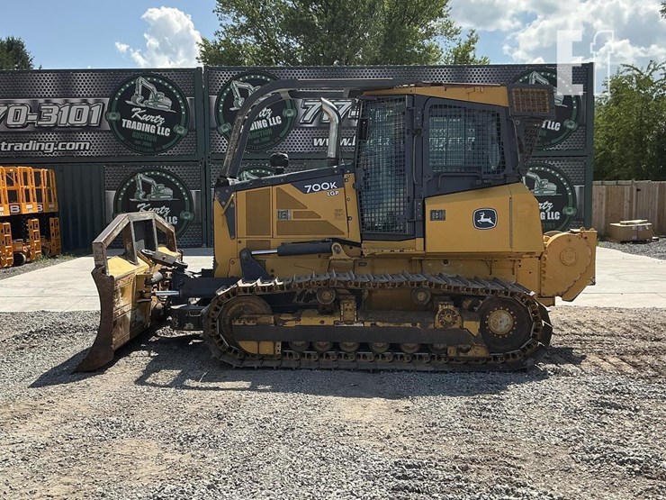 2012-deere-700k-lgp-image-1