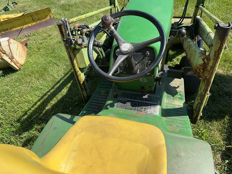 john-deere-140-image-8