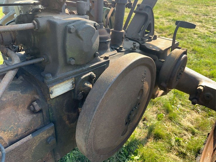 john-deere-b-image-14