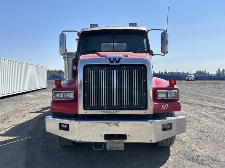 2015-western-star-4900sb-image-8
