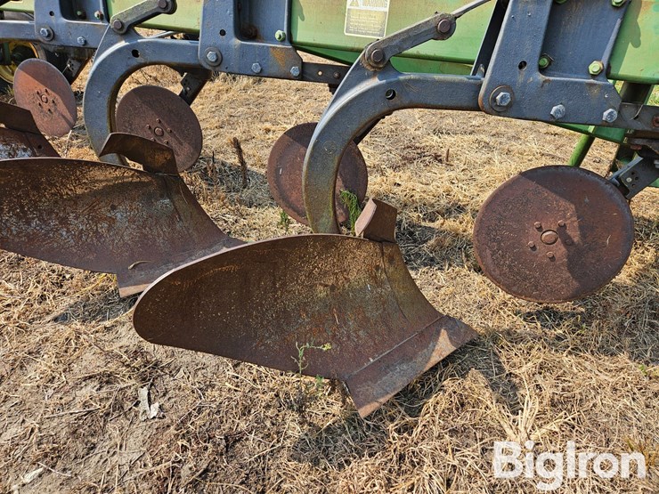 1990-john-deere-2700-image-16