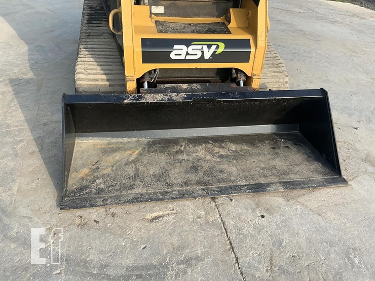 2017-asv-posi-track-rt120f-image-11