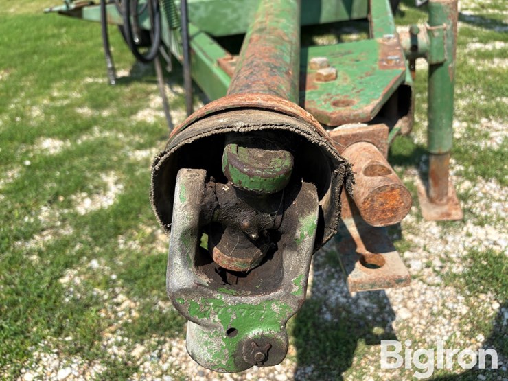 1979-john-deere-700-image-10