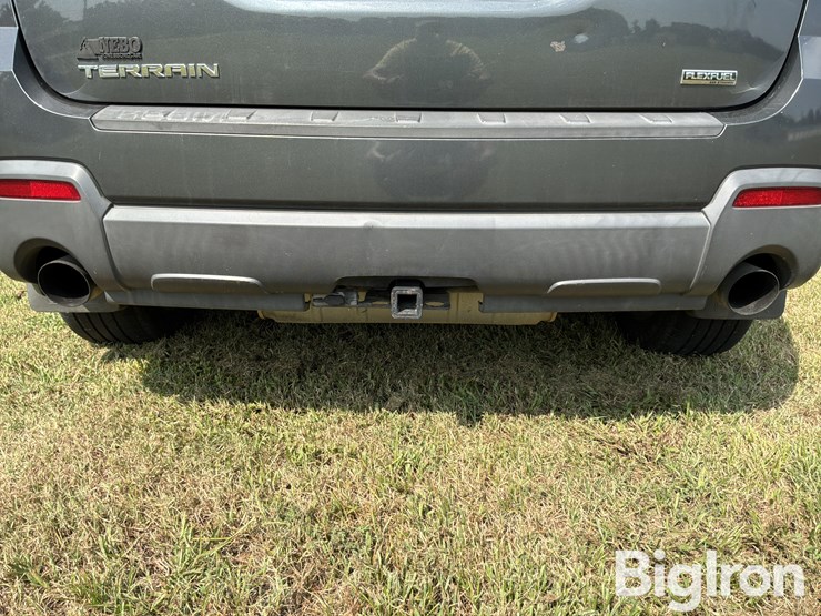 2011-gmc-terrain-image-11
