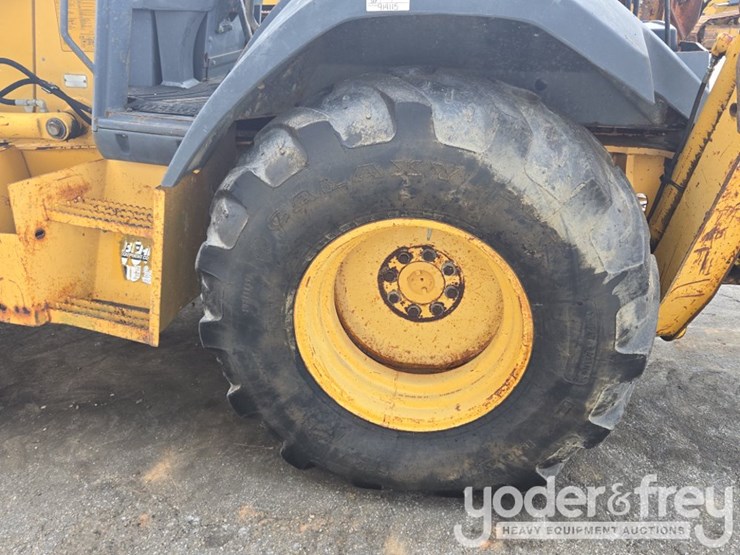 deere-310g-image-10