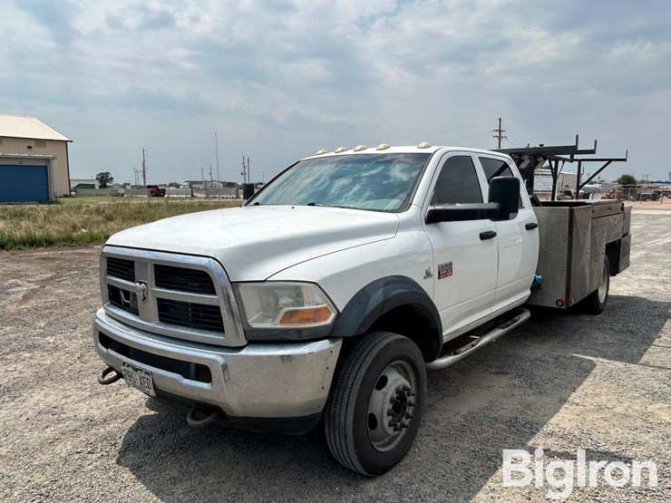2011-dodge-ram-5500-image-1