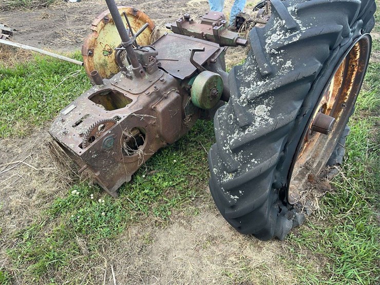john-deere-g-image-1