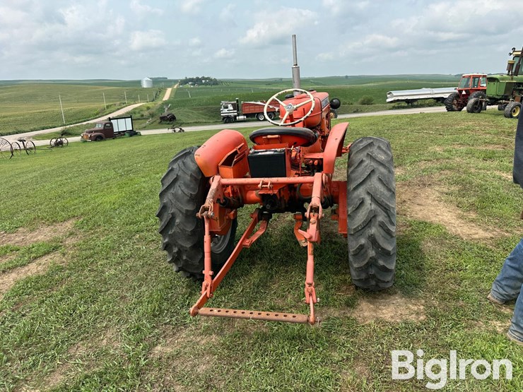 1959-allis-chalmers-d10-image-6