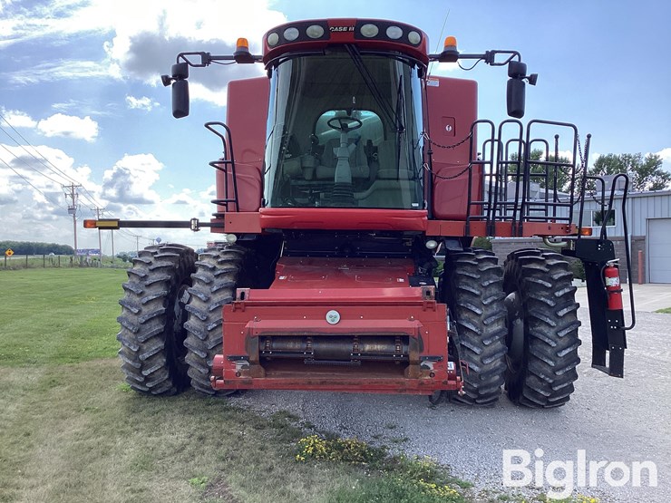 2009-case-ih-7120-image-2