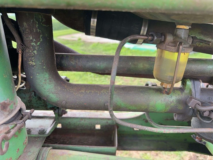 john-deere-b-image-22