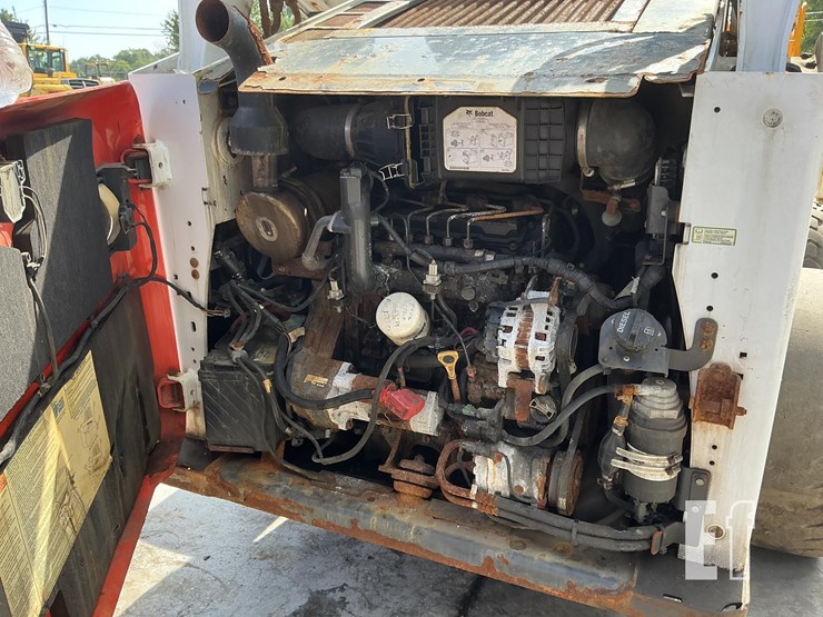 2018-bobcat-s650-image-16