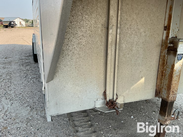 2002-kiefer-built-t/a-livestock-trailer-image-19