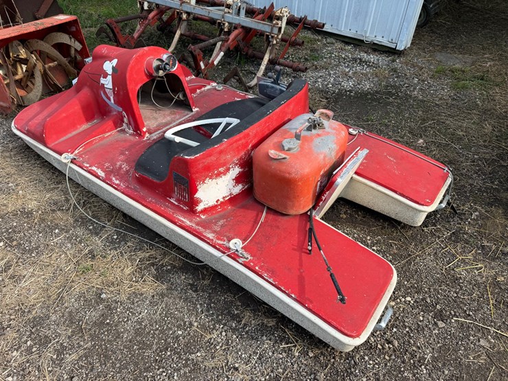 #701-•-8’-mini-power-boat-image-2
