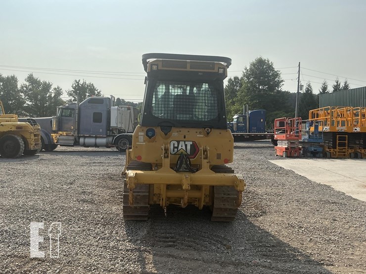 2023-caterpillar-d1-image-3