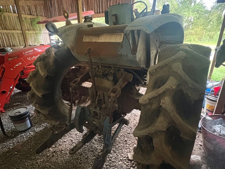 ford-8000-image-3