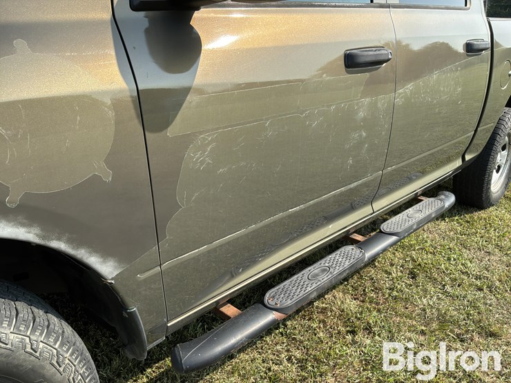 2015-dodge-1500-image-12