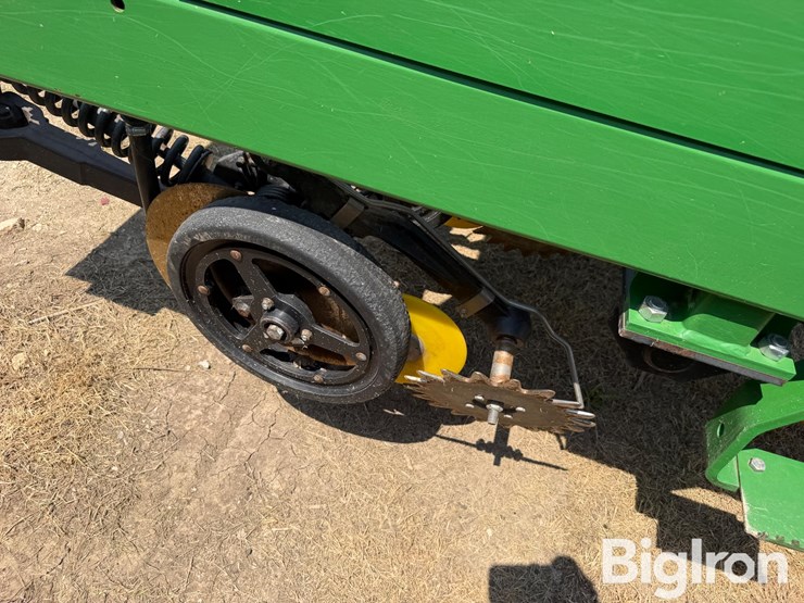 2012-john-deere-1590-image-15