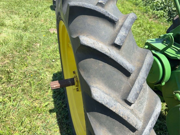 john-deere-b-image-16
