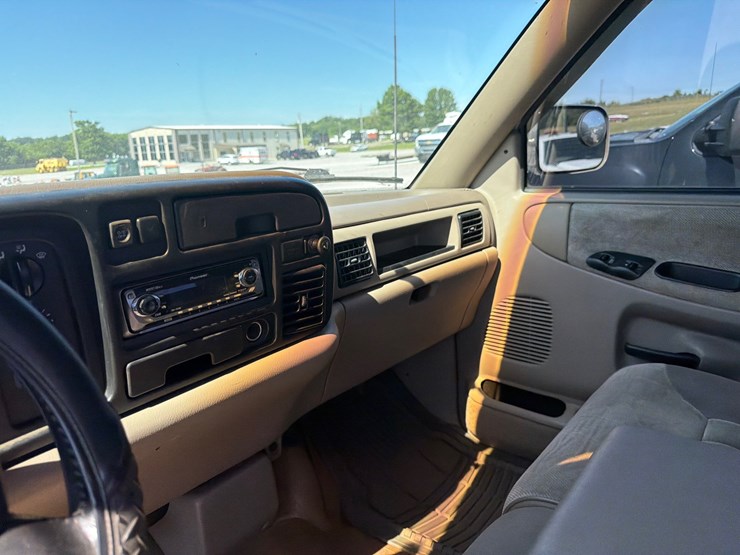 1996-dodge-ram-3500-image-13