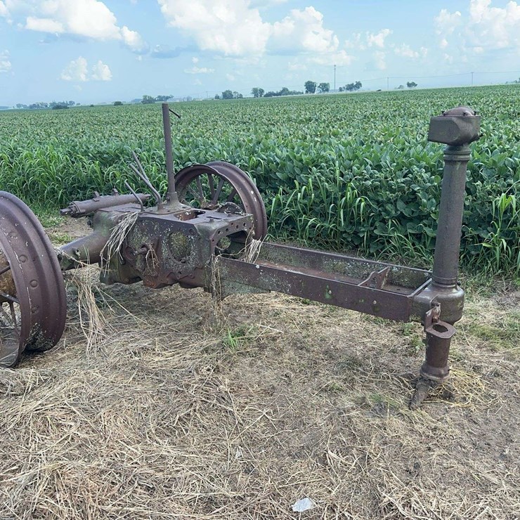 JOHN DEERE A