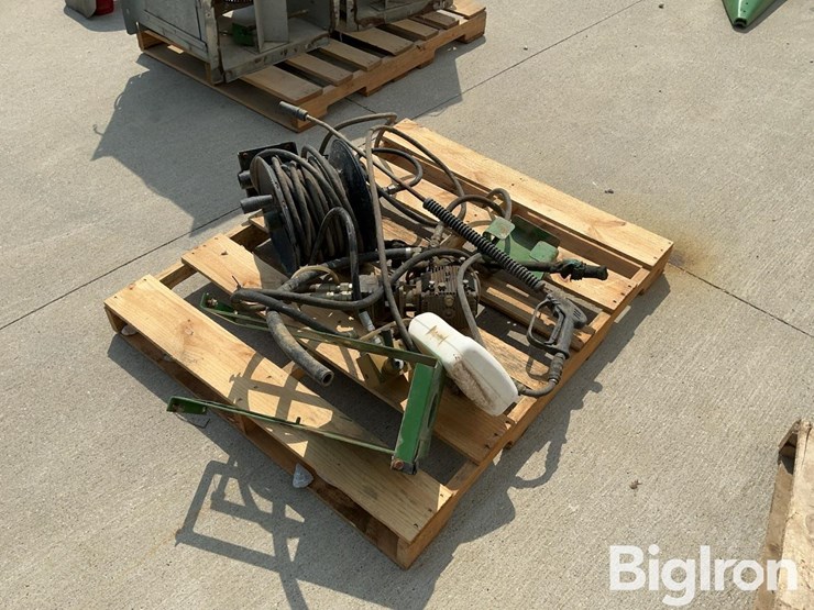 john-deere-4930-image-5