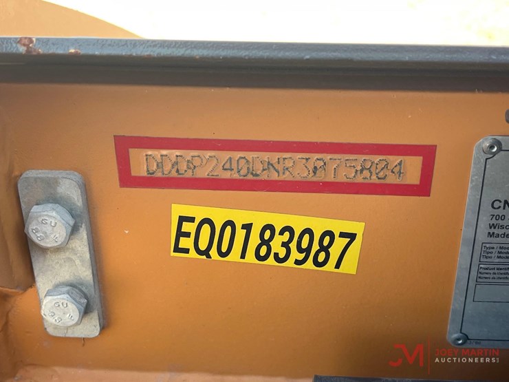 2023-case-pt240d-image-8