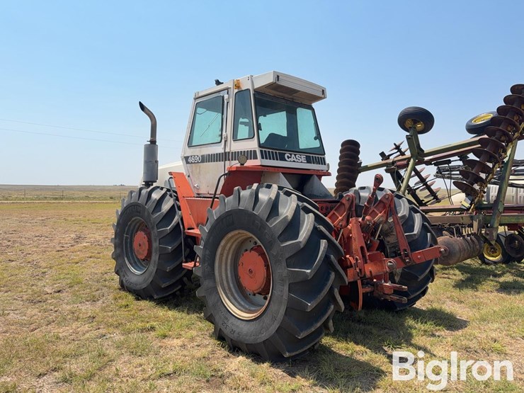 1980-case-4690-4wd-tractor-image-7