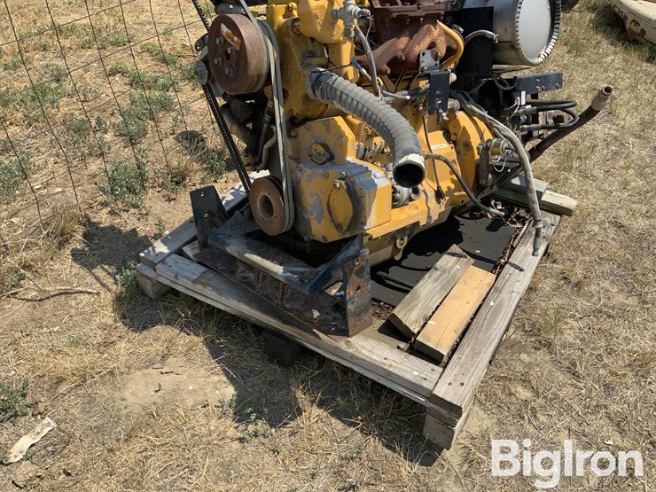 john-deere-300-image-10