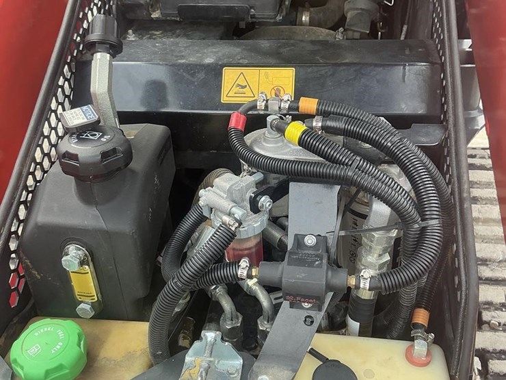 2023-kubota-scl1000-image-16