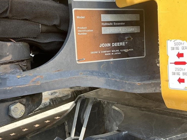 2018-deere-26g-image-17