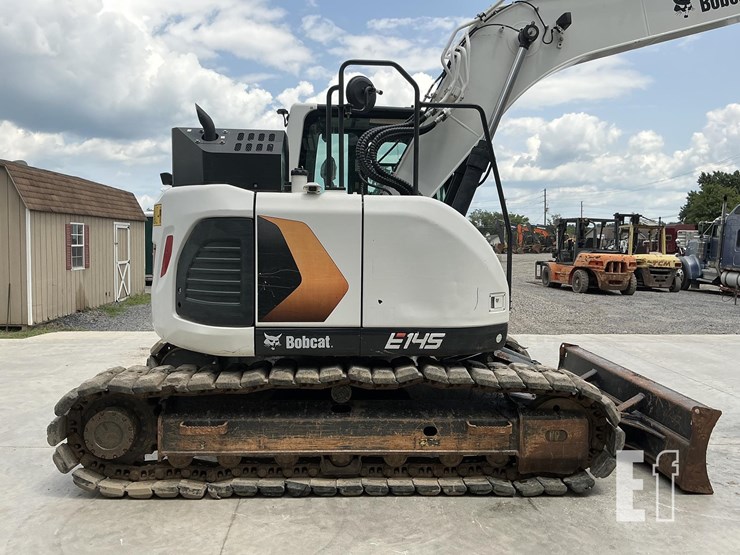 2020-bobcat-e145-image-5