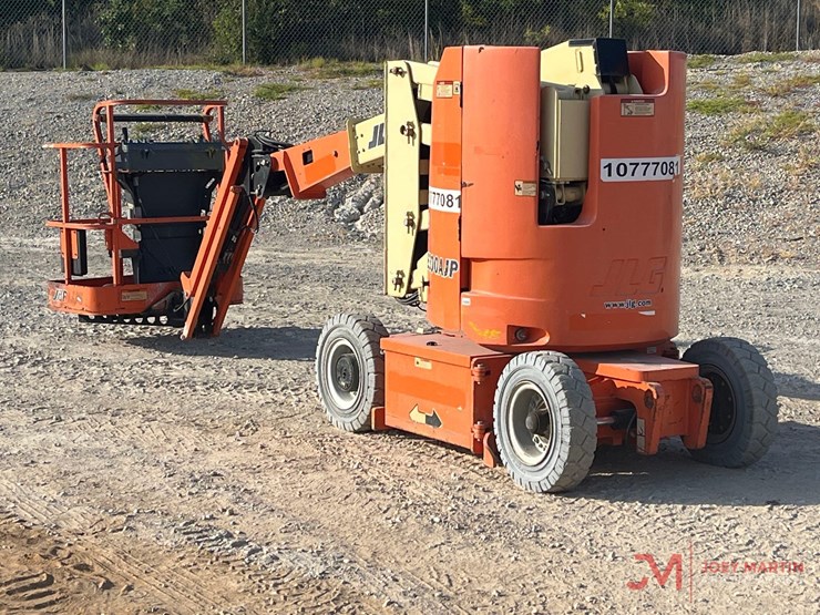 jlg-e300ajp-image-1