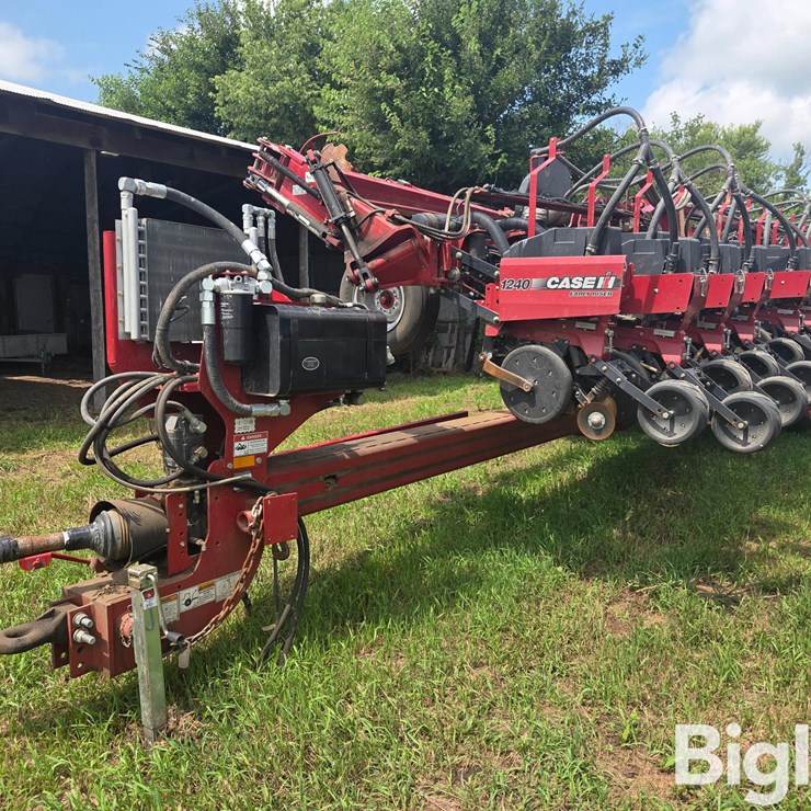 2011 CASE IH 1240