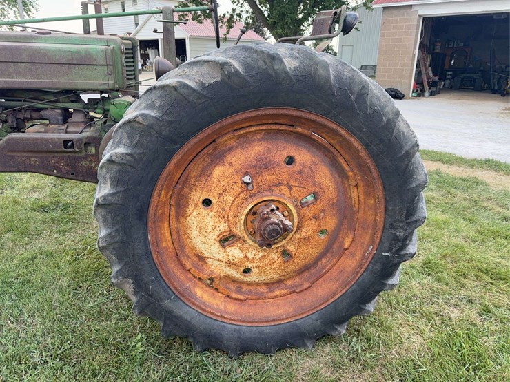 john-deere-b-image-14